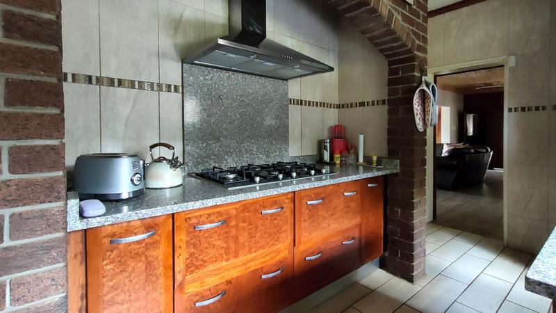16 Bedroom Property for Sale in Middelburg Rural Eastern Cape